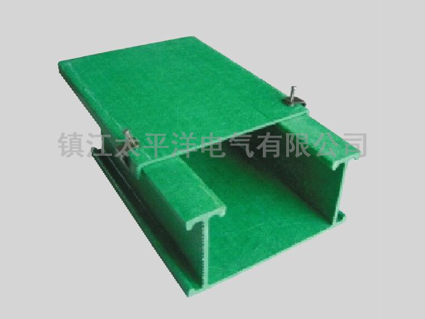 玻璃(li)鋼槽(cao)式橋(qiao)架(工(gong)字邊(bian))